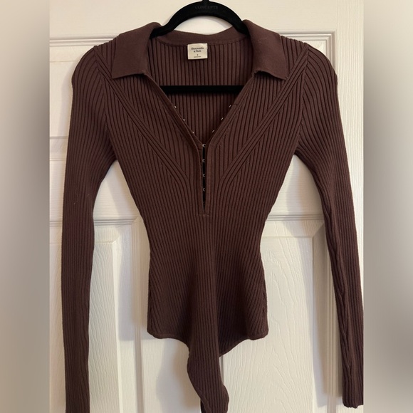 A&F Ribbed Bodysuit 🤎 - Picture 1 of 4